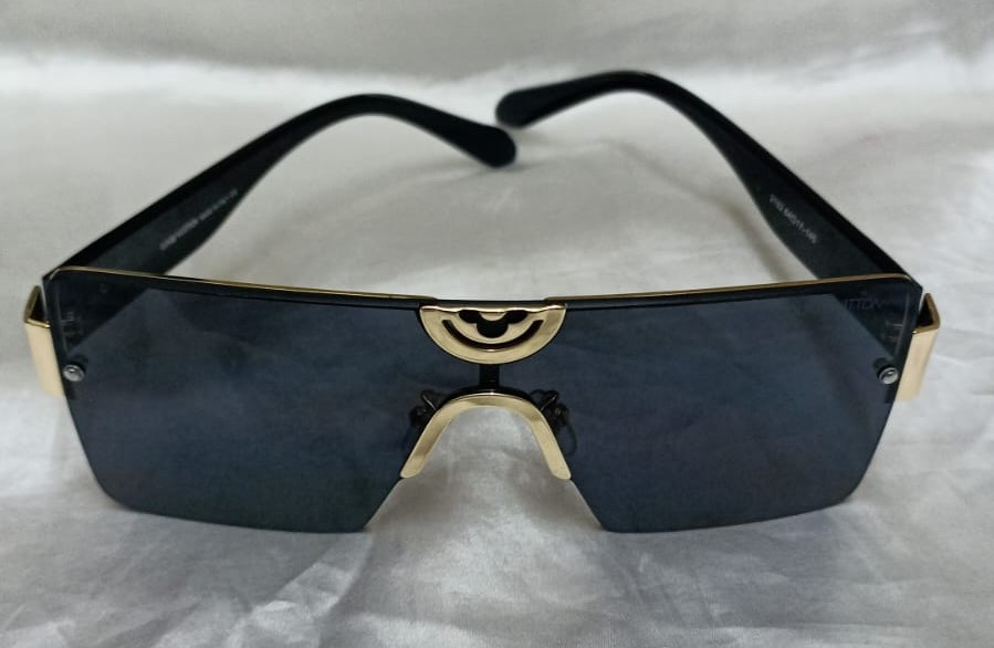 Sunglass