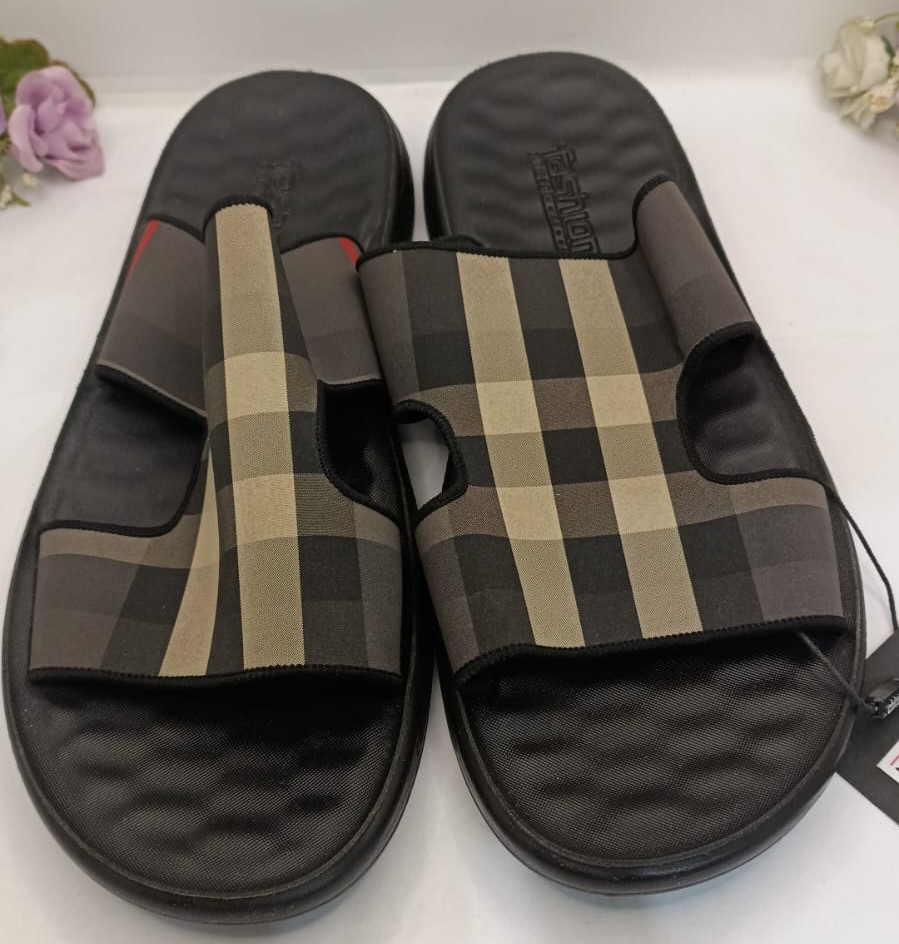 Shoe