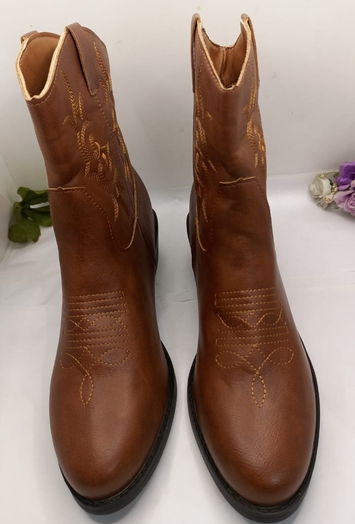 Shoe